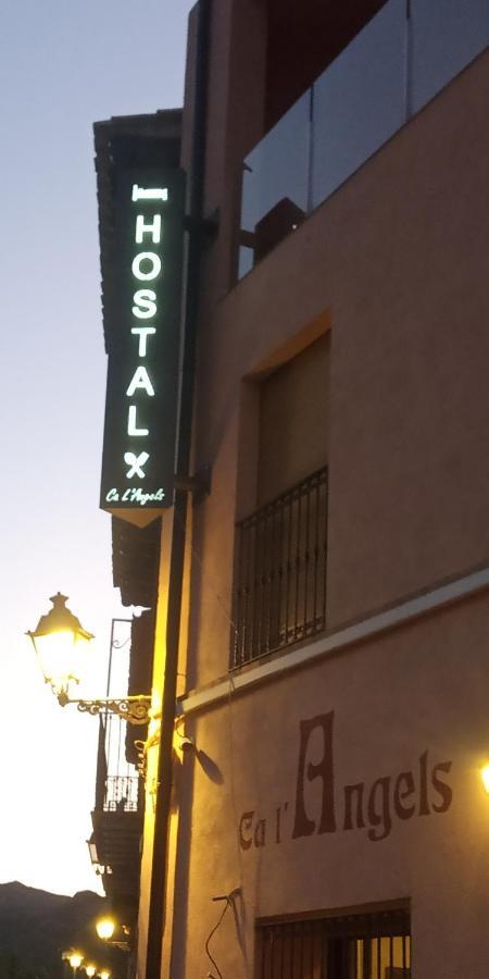 Ca L'Angels Hotel Prat de Comte Bagian luar foto