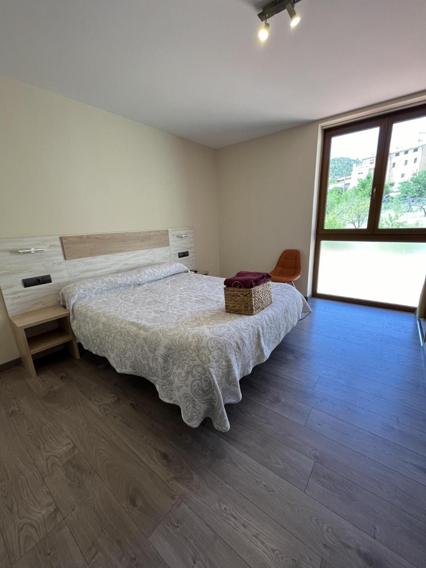 Ca L'Angels Hotel Prat de Comte Bagian luar foto