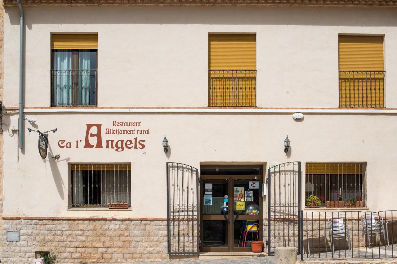 Ca L'Angels Hotel Prat de Comte Bagian luar foto